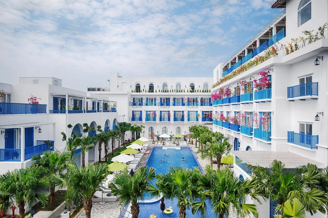 Risemount Premier Resort Danang 5*,